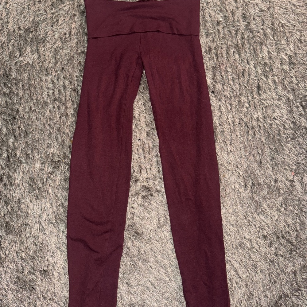 Charlotte Russe Maroon Fold-over Leggings